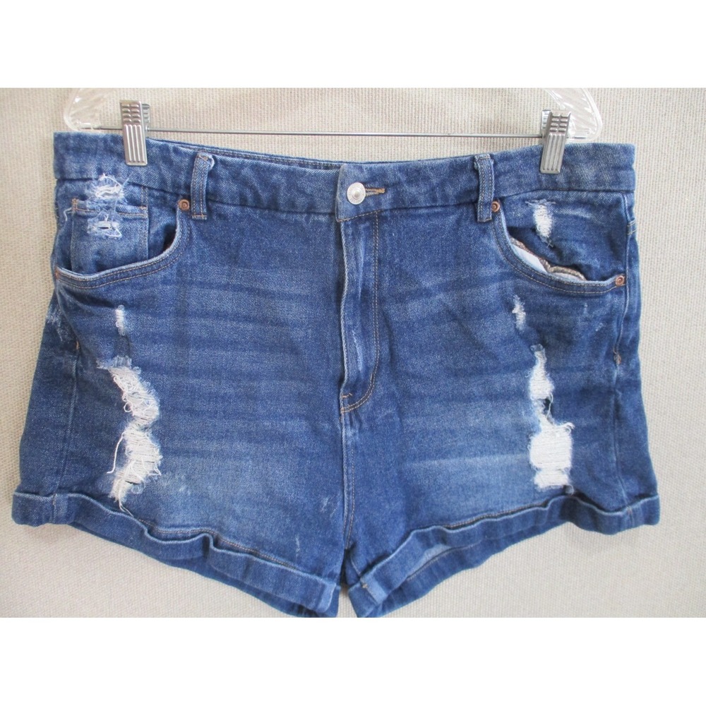 Bluenotes Curvy Stretch Mom Shorts Size 16